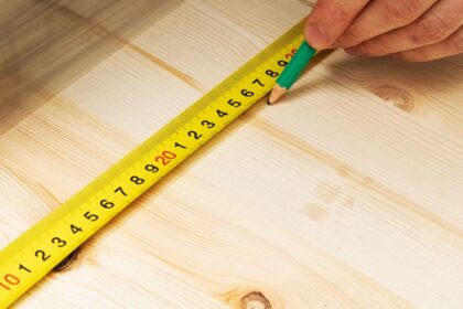 Règle graduée pour convertir des inches en centimètres